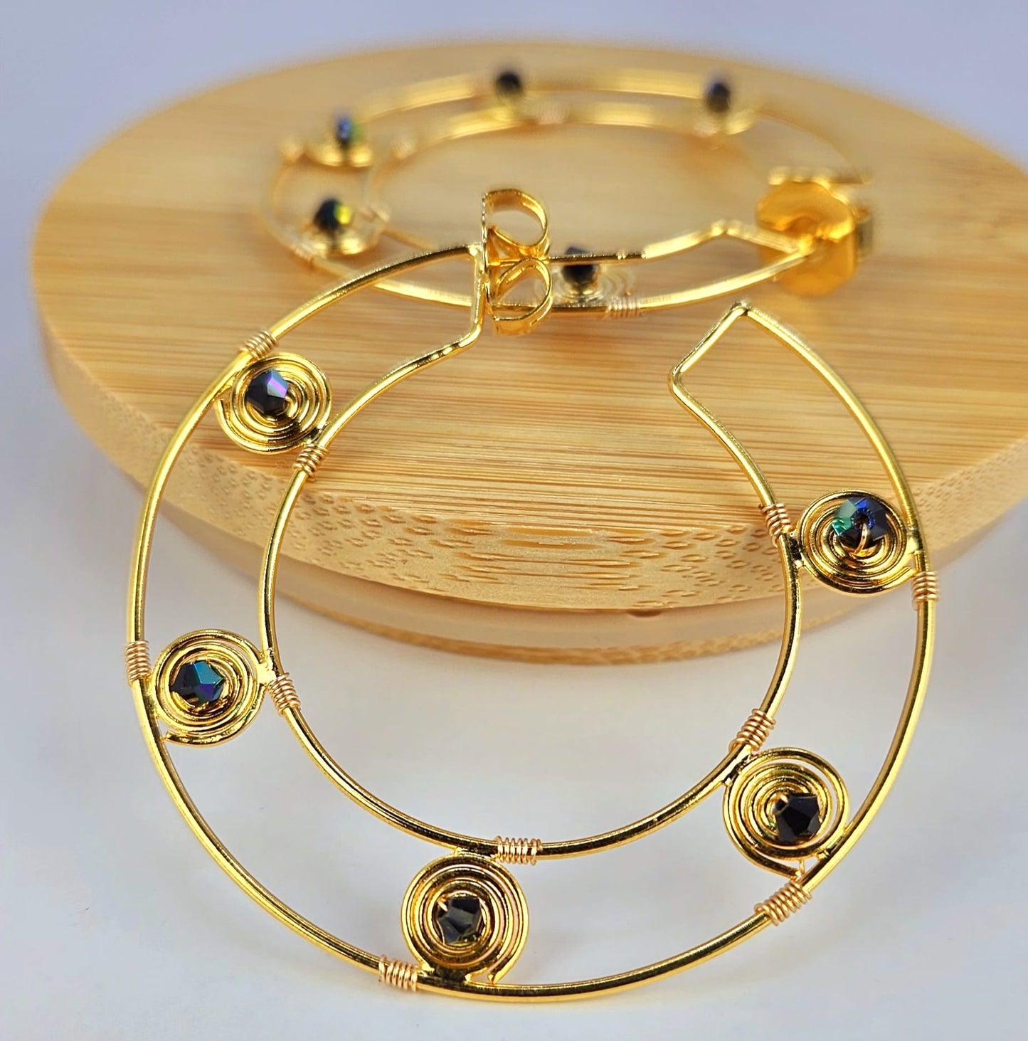 Tolimas Gold Hoop Earrings with CRYSTALLIZED™ – Swarovski Elements