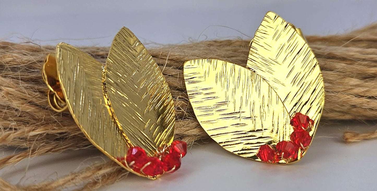 Olive Leaf Gold Stud Earrings with CRYSTALLIZED™ – Swarovski Elements - Mia Sophia Design